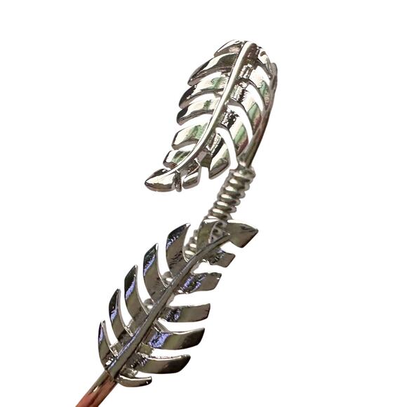 Kinsley Armelle Laurel Leaf Bracelet - Silver Ion Plated - Picture 10 of 13